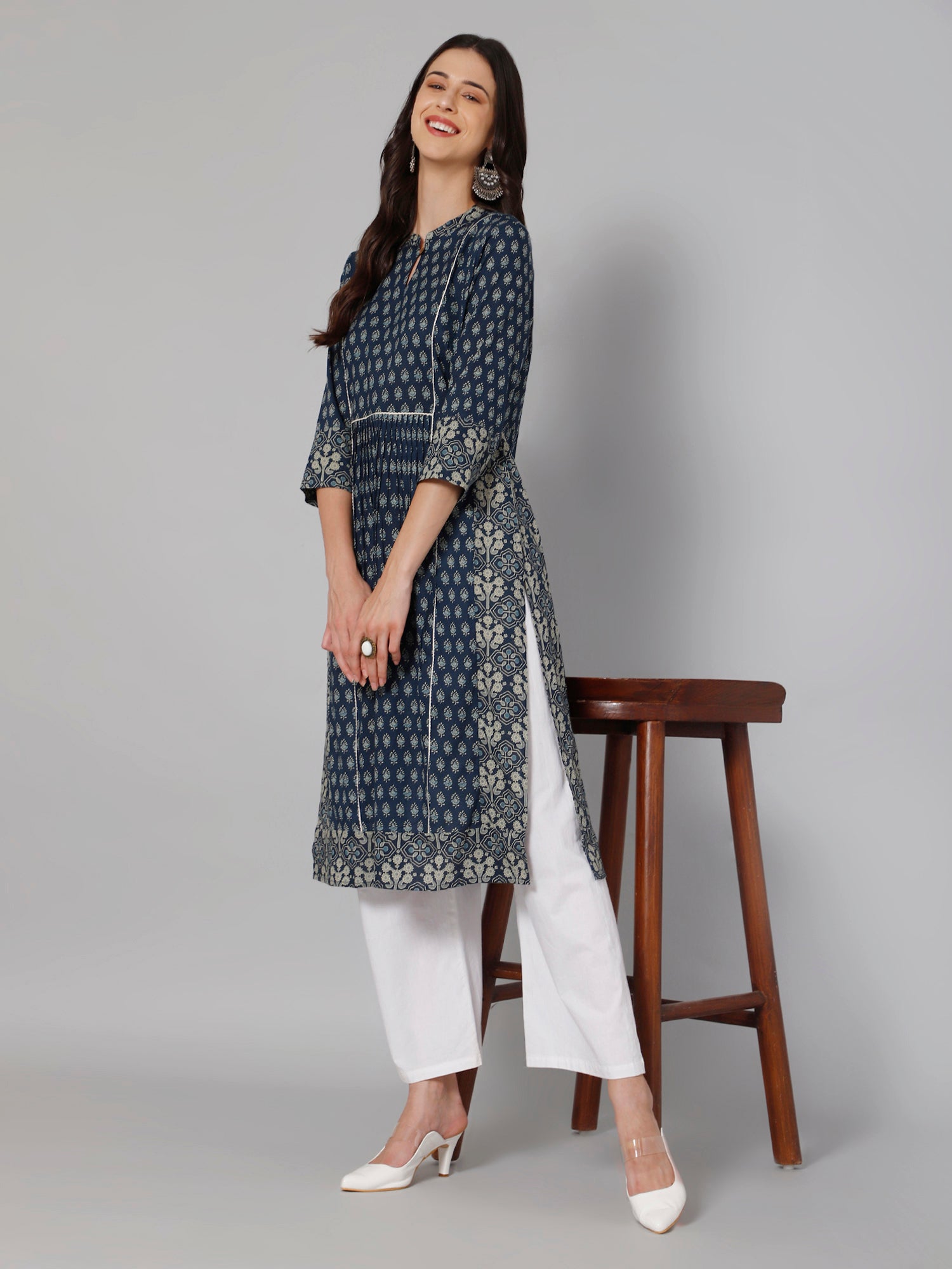 Cantabil Women Blue Print Kurti (7033529106571)