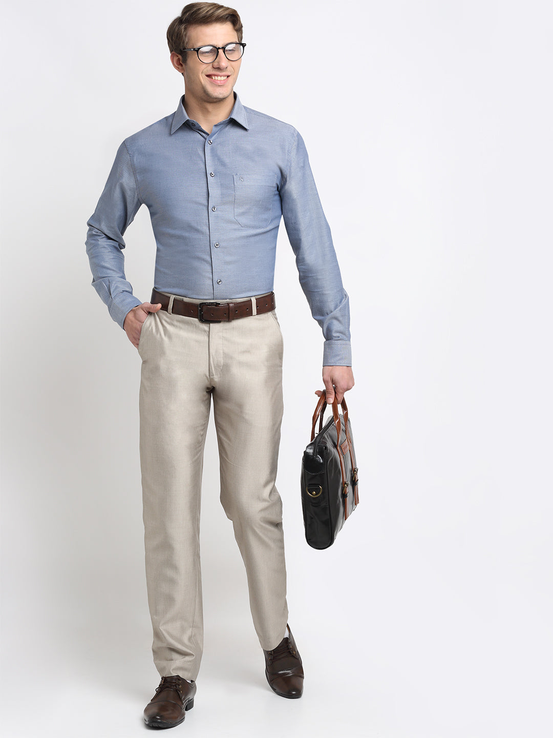 Grey Shirt Tan Pants Flash Sales  wwwescapeslacumbrees 1693820894