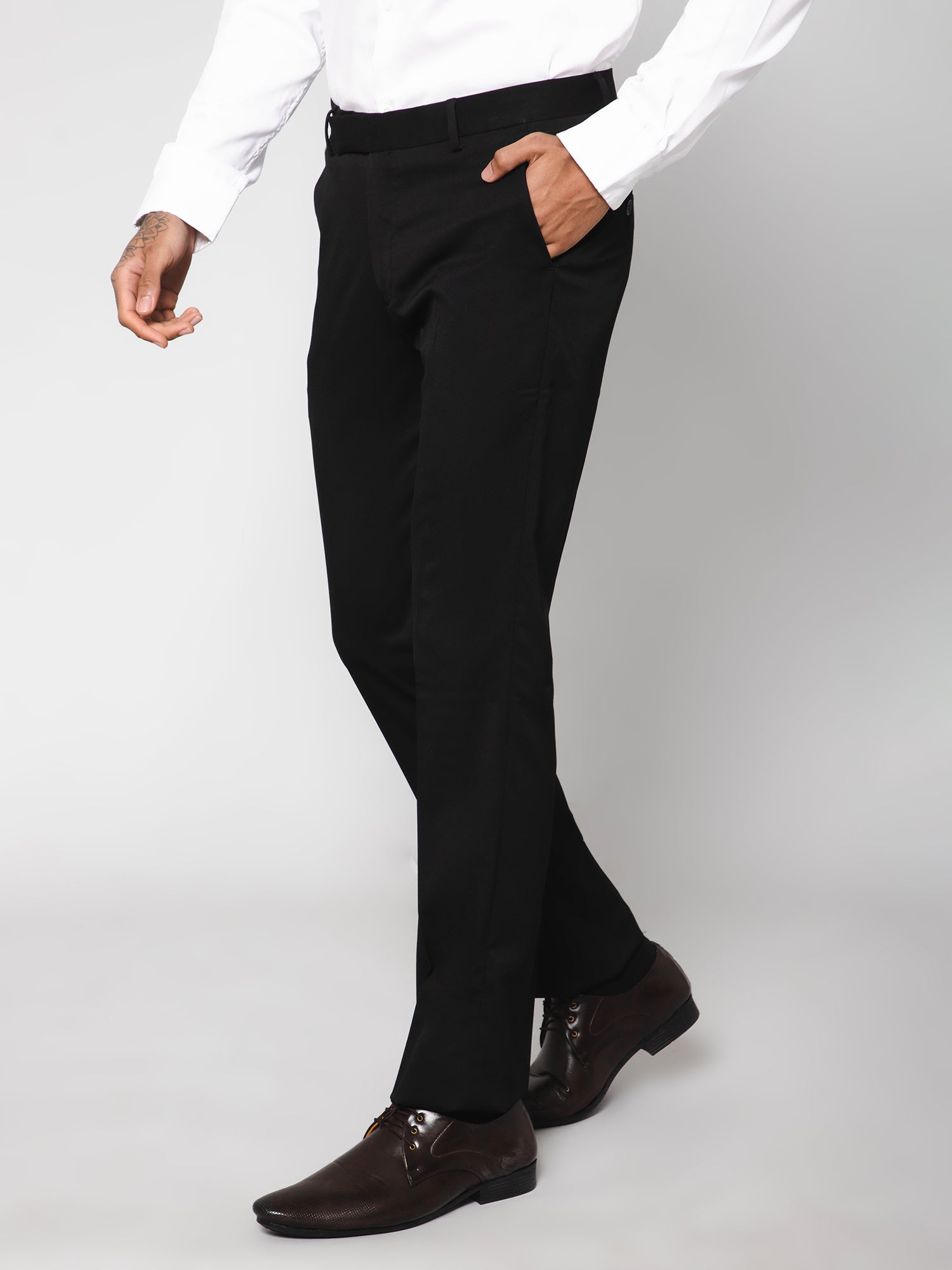Buy Park Avenue Black Mid Rise Neo Fit Trousers for Men Online  Tata CLiQ