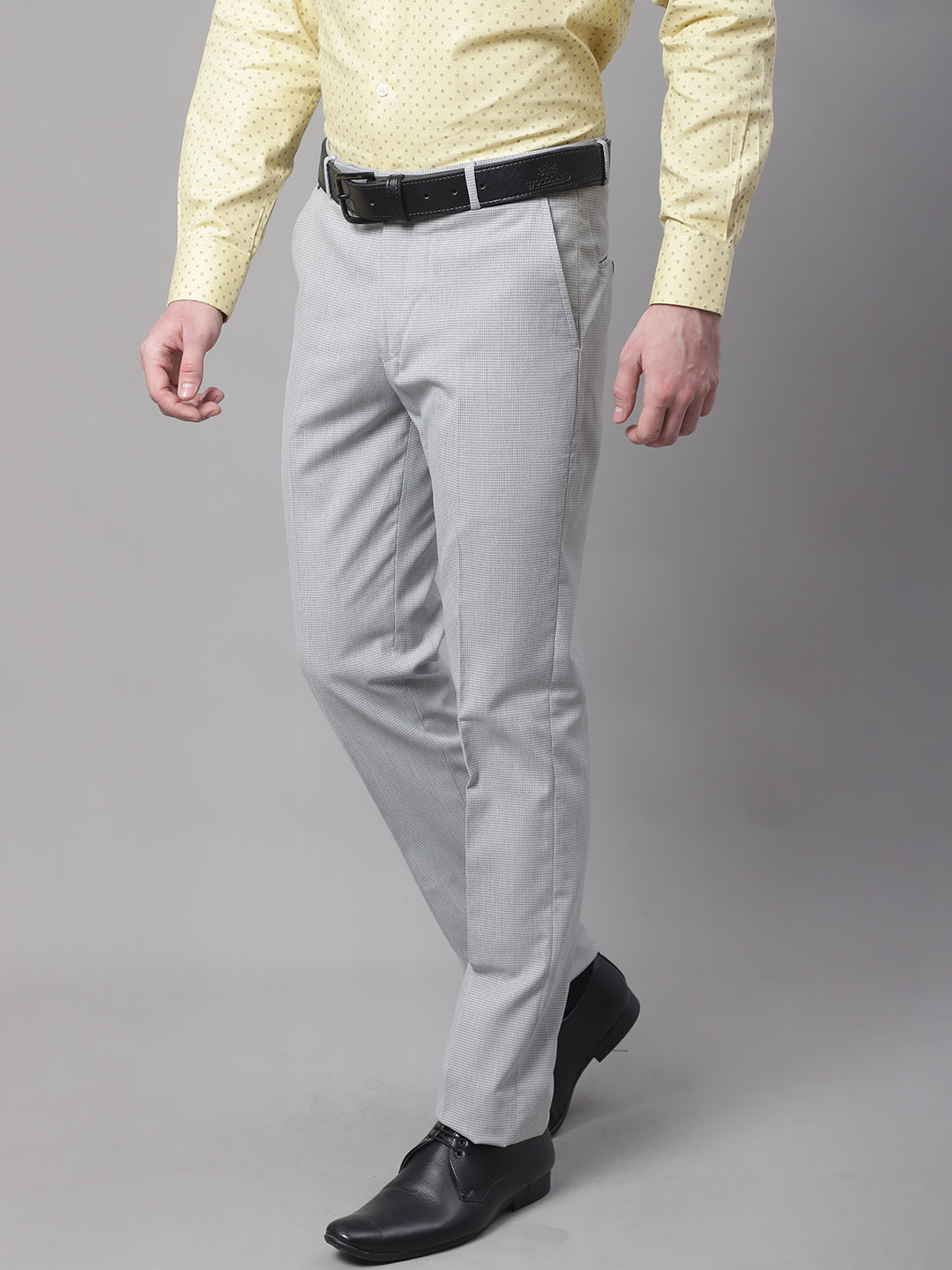 Van Heusen men slim fit solid chino pants grey | Brands For Less