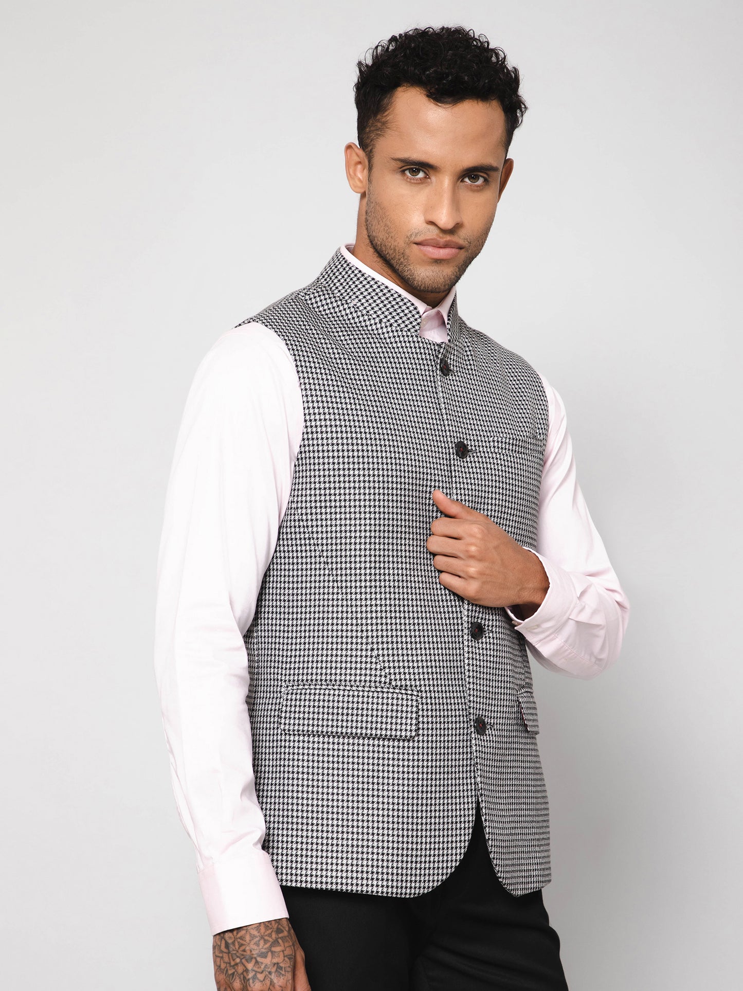 Cantabil Men Black Waist Coat (7114260119691)