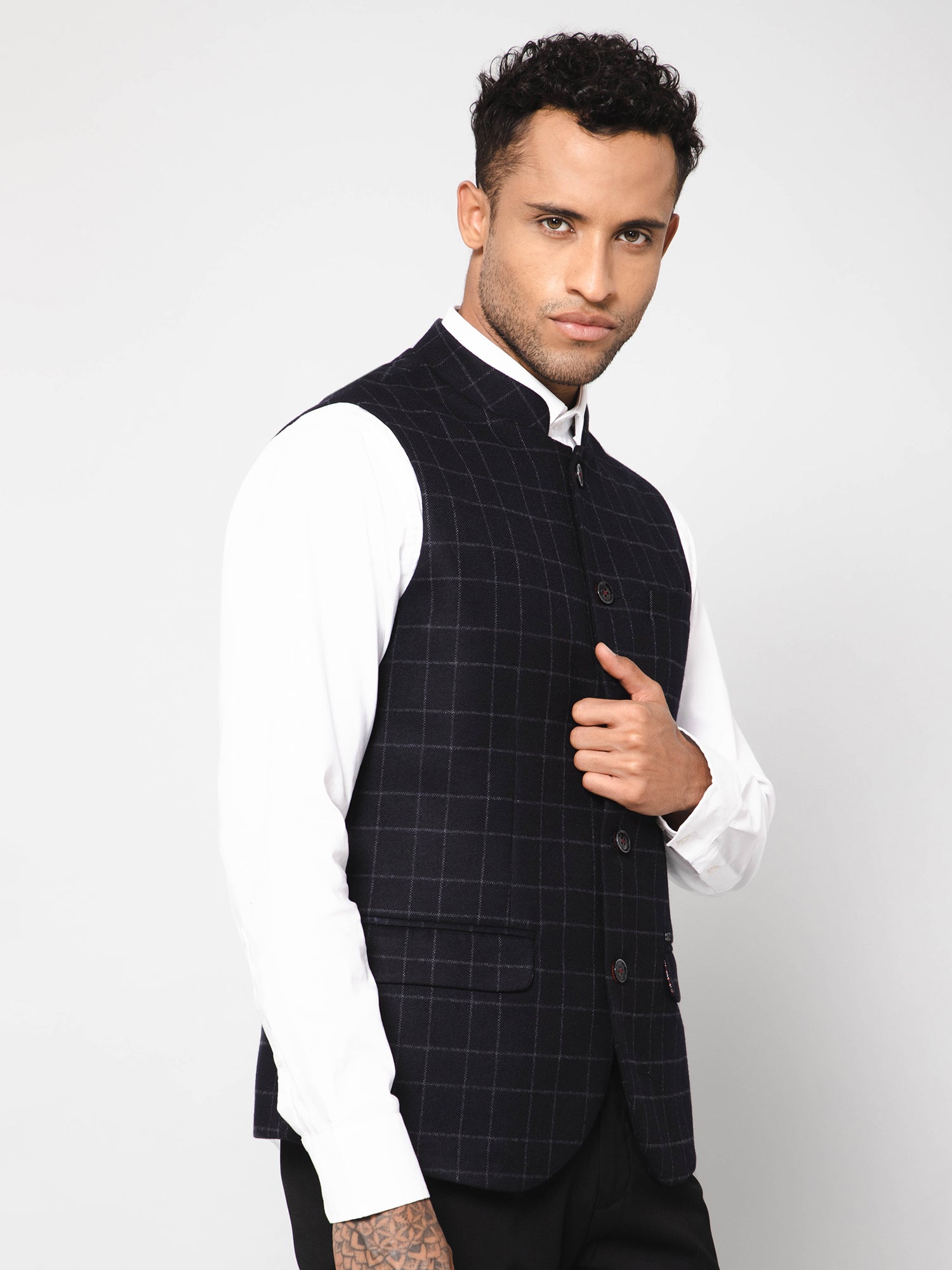 Cantabil Men Black Waist Coat (7114266280075)