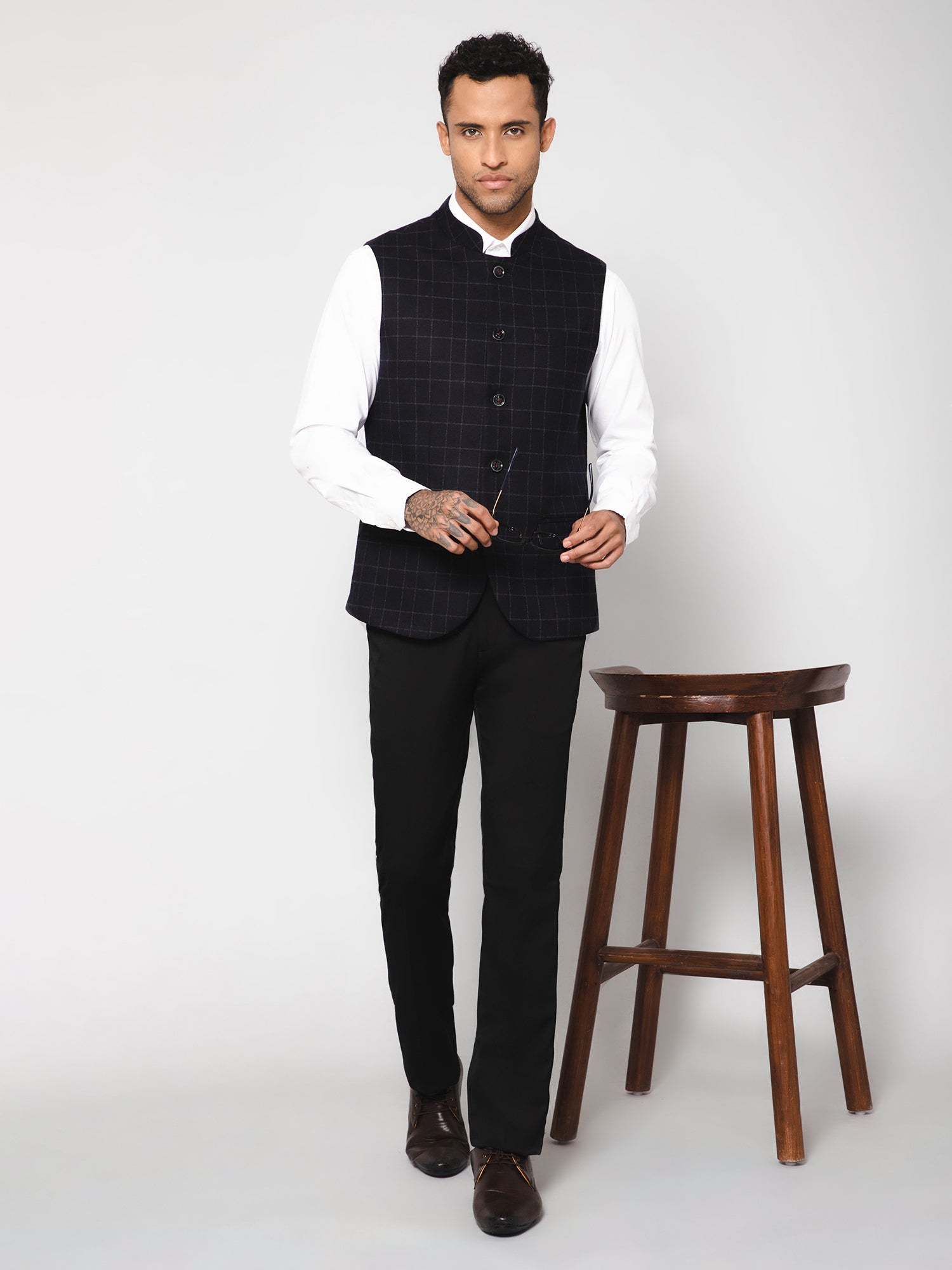 Cantabil Men Black Waist Coat (7114266280075)