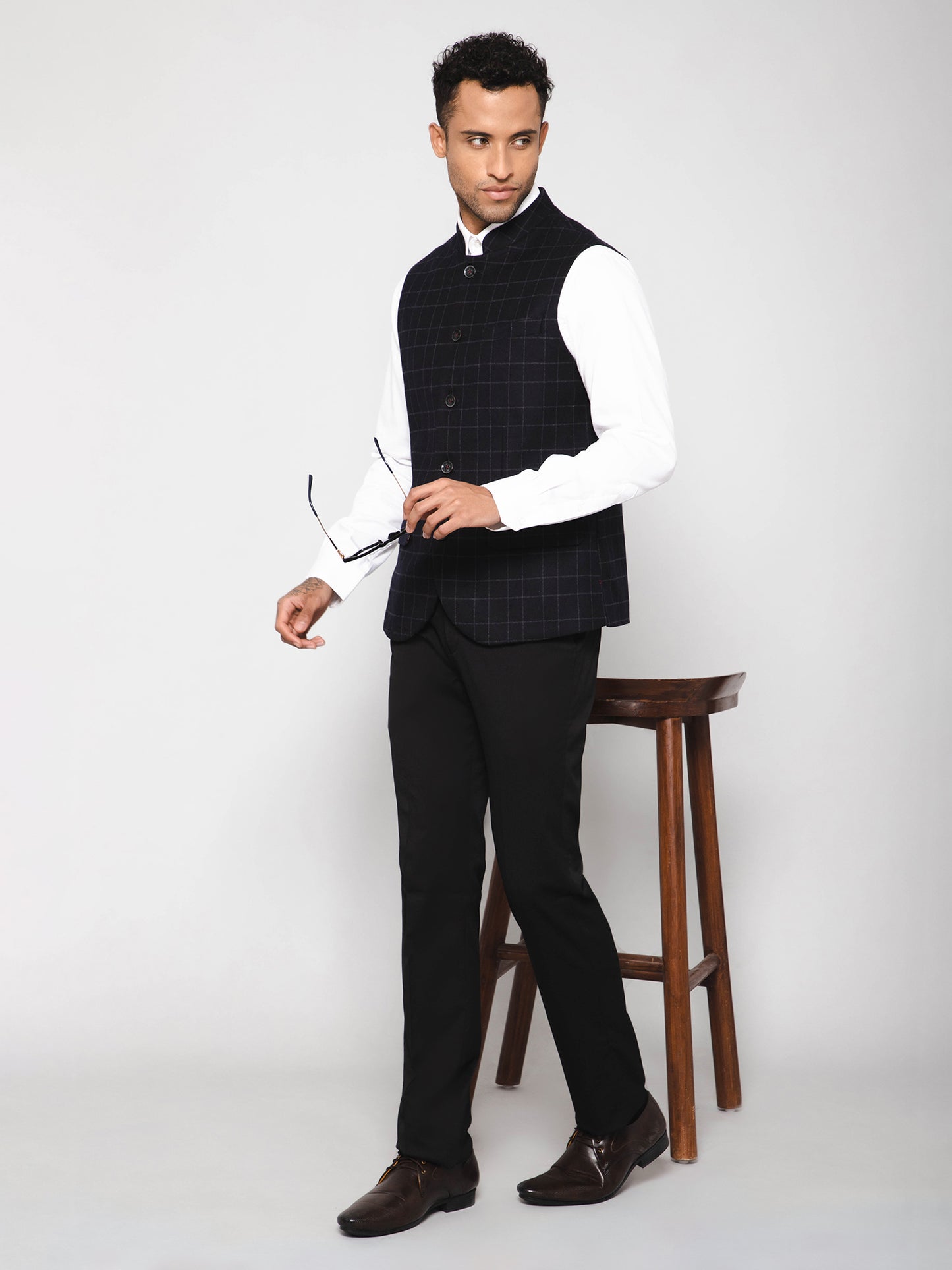 Cantabil Men Black Waist Coat (7114266280075)