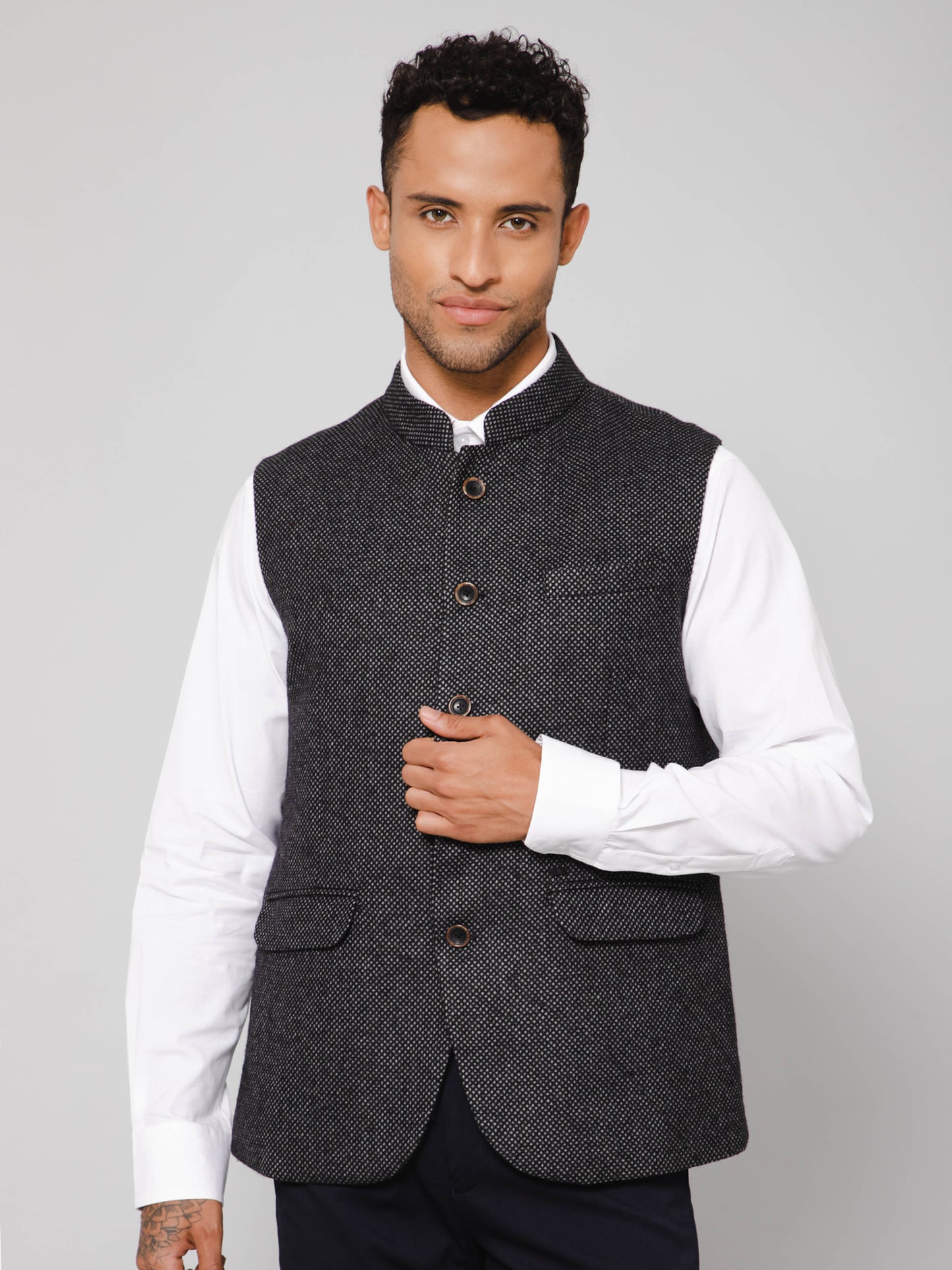 Cantabil Men Black Waist Coat (7114270539915)